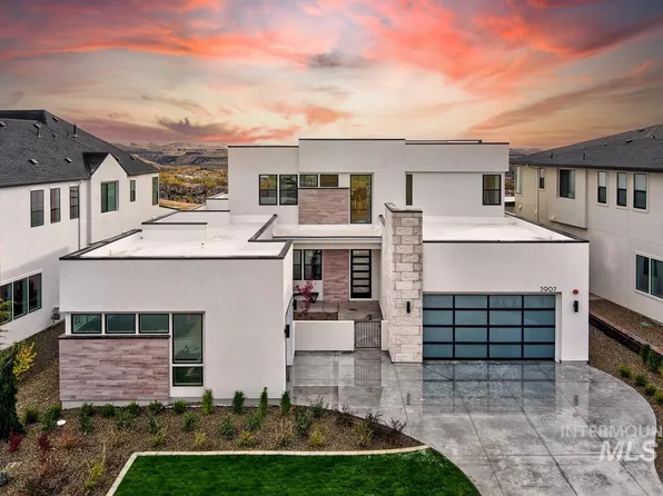 5907 E Marmount Ct, Boise, ID 83716