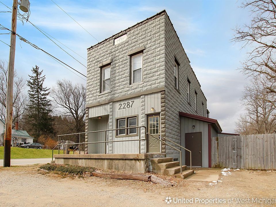 1st image of 2287 Segwun Ave SE APT B