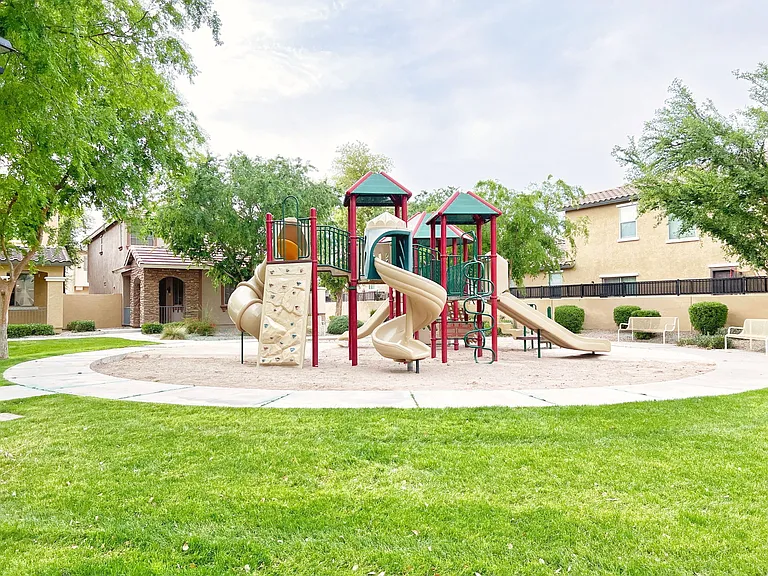 113 E Palomino Dr — Photo 22
