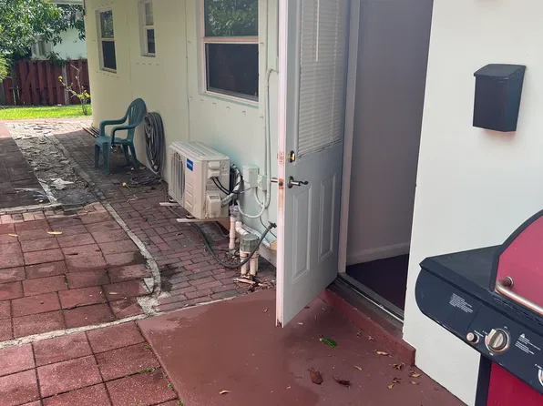 860 Margate Blvd, Pompano Beach, FL 33063