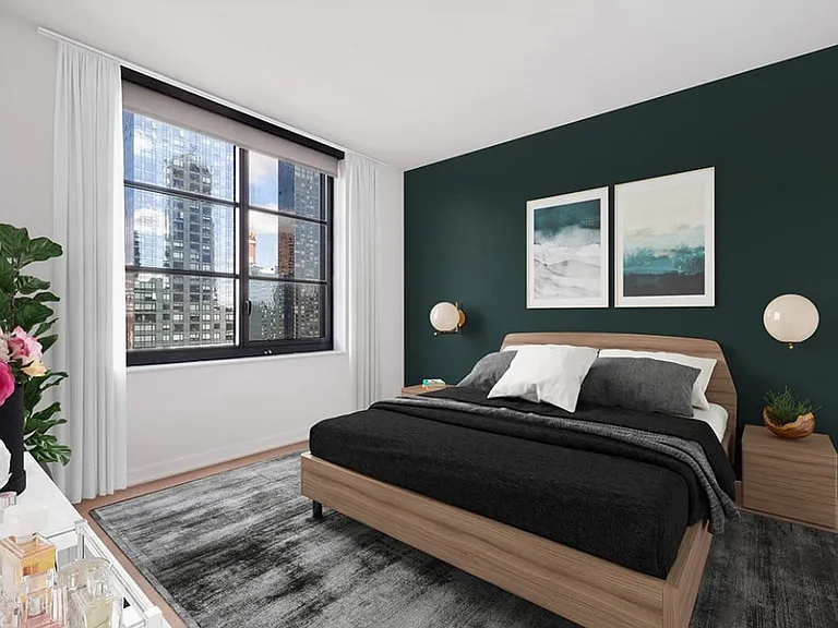 515 W 38th St #H16 — Photo 9