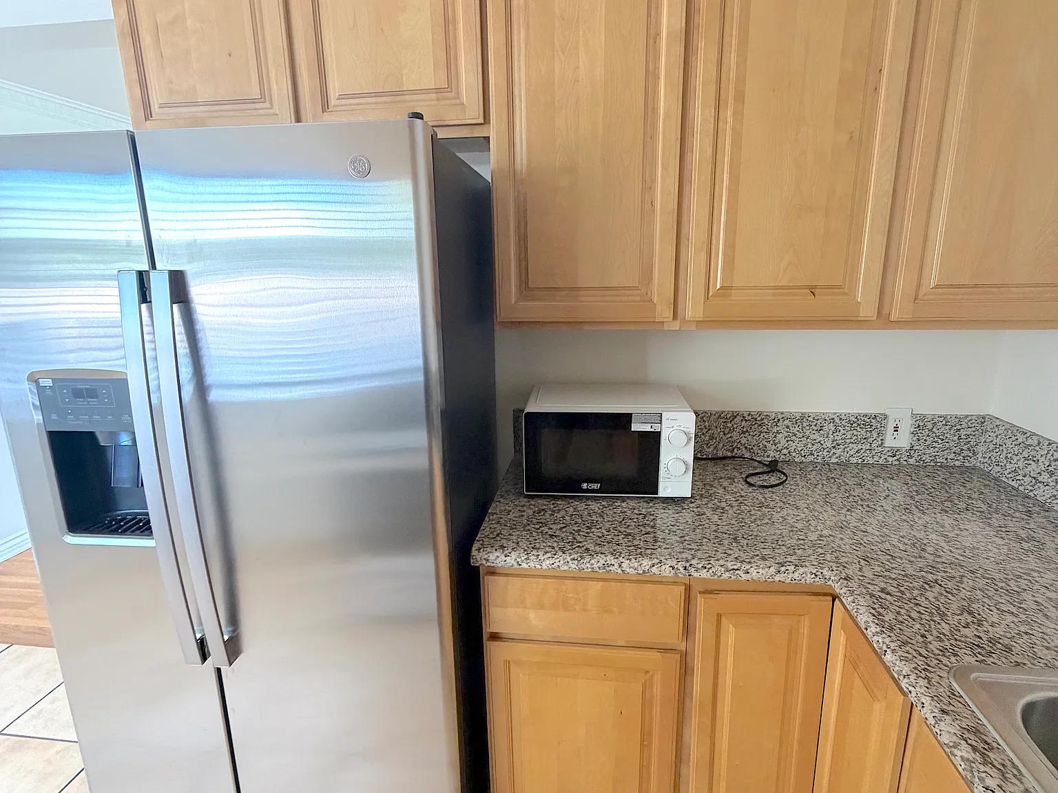 1 bed, 700 sqft, $1,695 — Photo 3