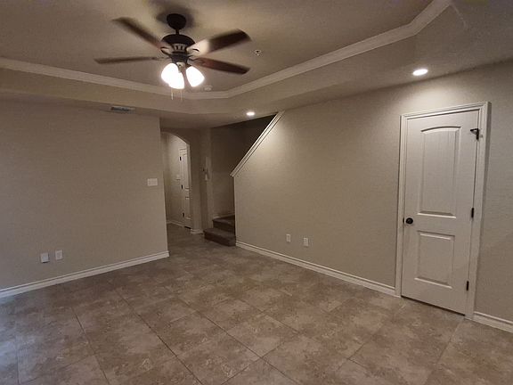 5th image of 6414 Luglio Ln #101