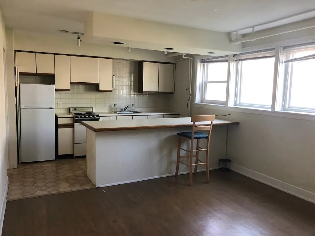 714 Henry Street — Photo 1