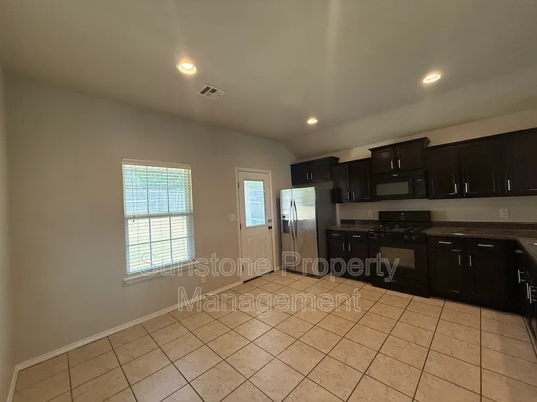14695 S Toledo Pl — Photo 4