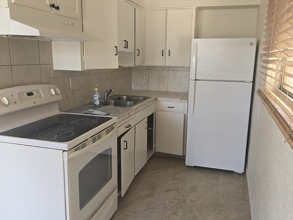 1st image of 1235 W University Dr