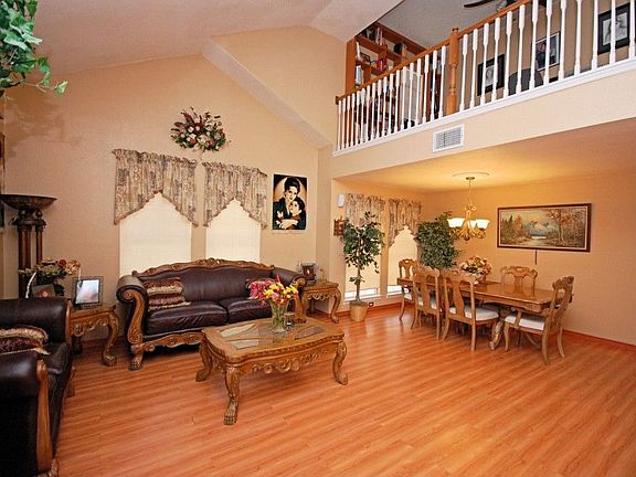4th image of 4423 Wescott Dr