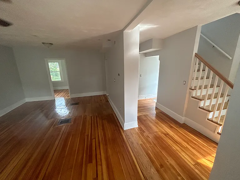 3 Oakland Ave #2 — Photo 6