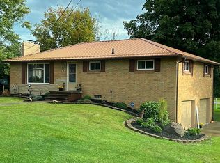 52 High St, Seville, OH 44273