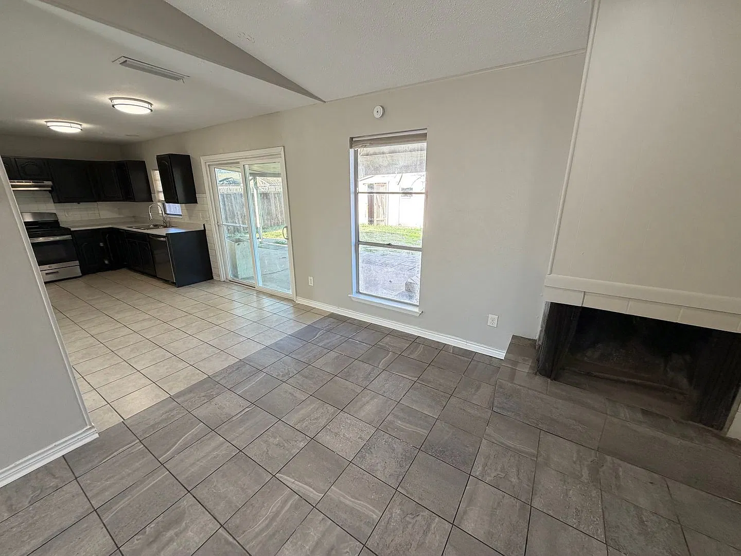 315paldao Dr — Photo 3