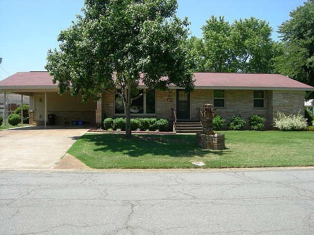1st image of 21 Lynwood Dr