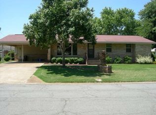 21 Lynwood Dr, Searcy, AR 72143
