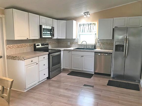 2nd image of 1099 La Paloma Blvd #1099