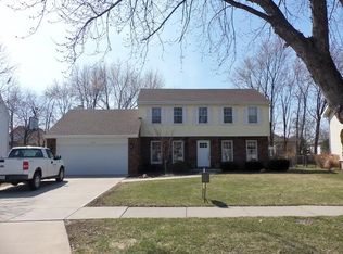 717 Cassie Dr, Joliet, IL 60435