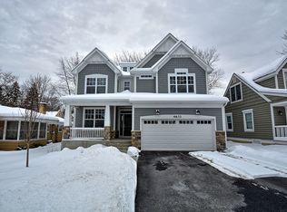 4633 Pershing Ave, Downers Grove, IL 60515