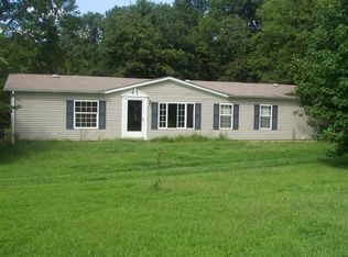 11840 E Pebble Rd, Mount Vernon, IL 62864