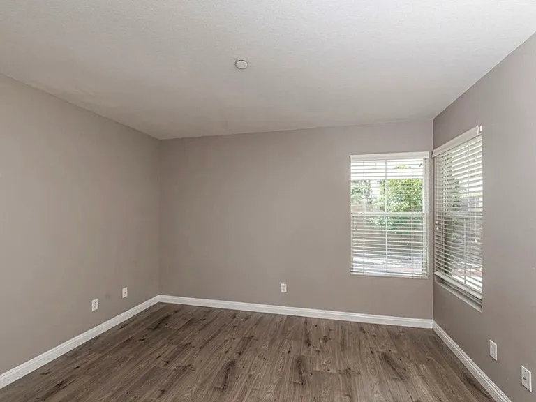 3286 W Orange Ave — Photo 3