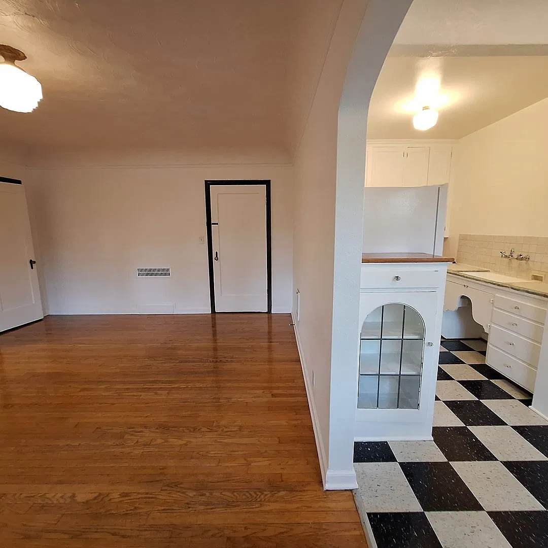 Mt. Tabor Apartments — Photo 4