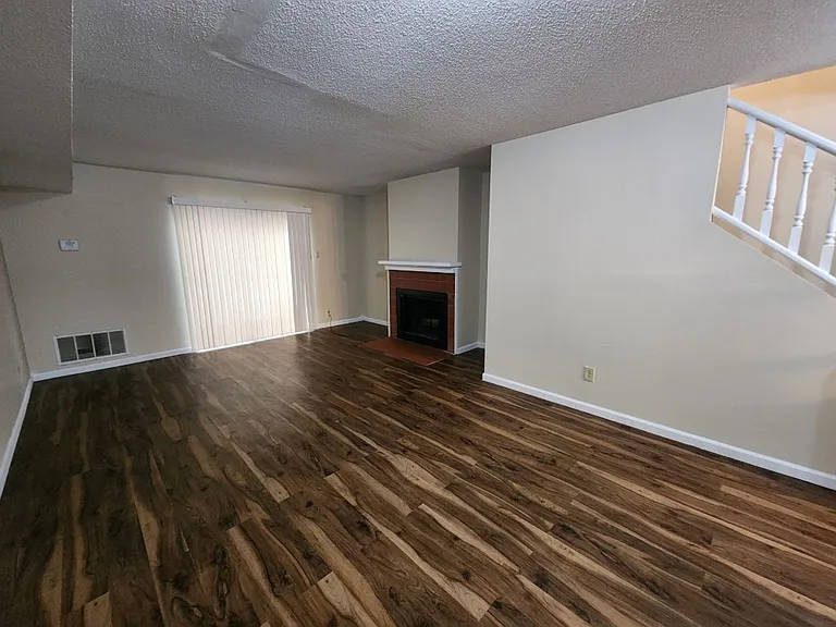 7711 S St #1-6 — Photo 21
