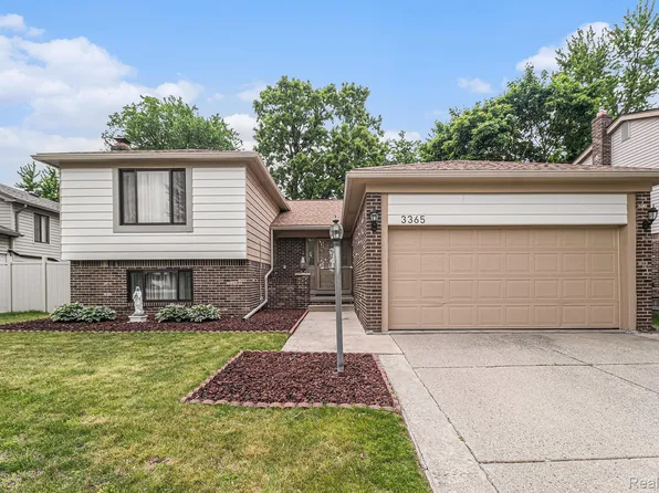 3365 Gloucester Dr, Sterling Heights, MI 48310