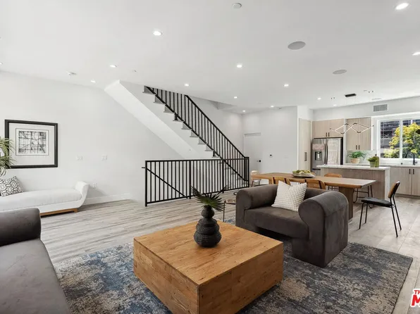 1955 1/2 Preuss Rd, Los Angeles, CA 90034