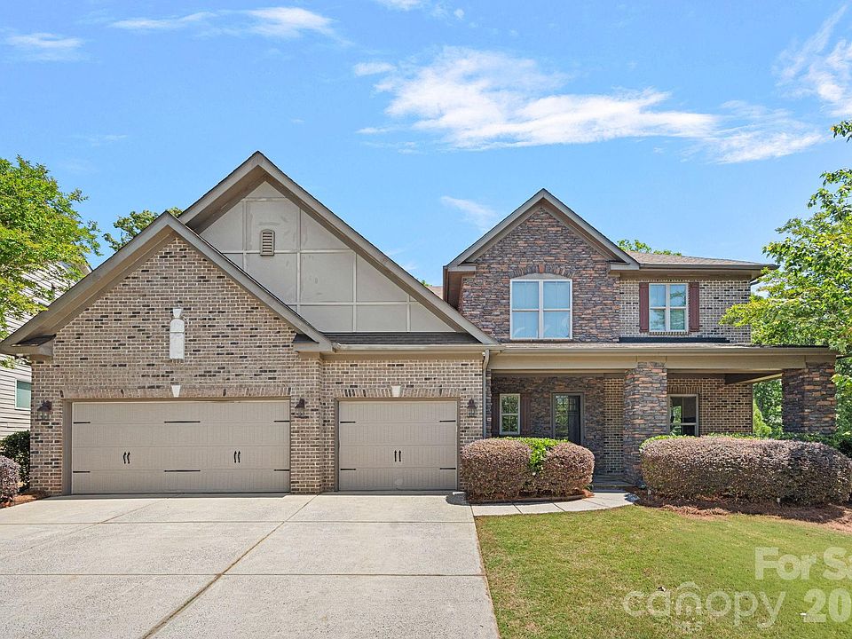 1st image of 897 Tyne Dr