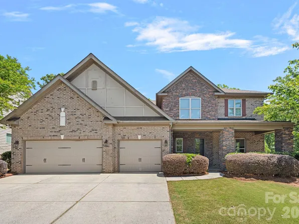 897 Tyne Dr, Fort Mill, SC 29715