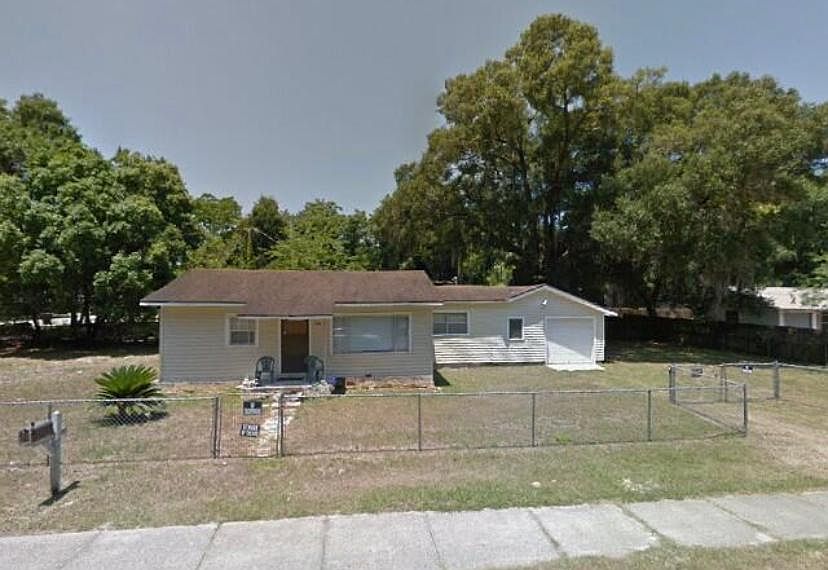 1st image of 2414 NE 12th Ct