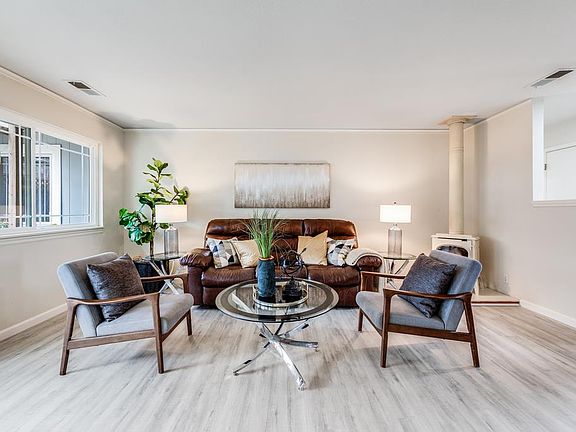 5th image of 608 Martinique Ct