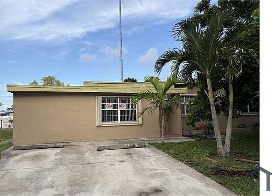 2nd image of 2601 SW 54th Ave