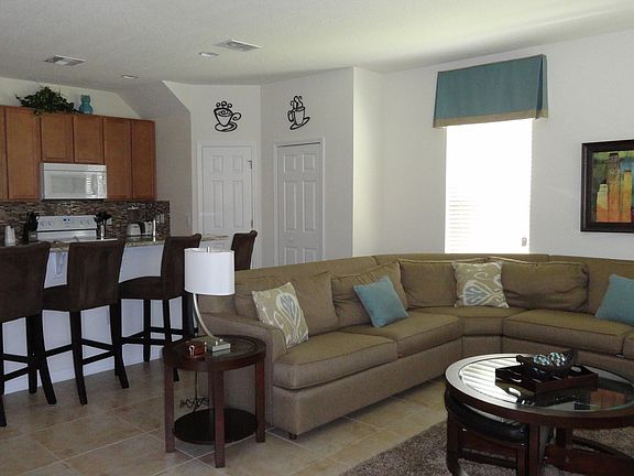 3rd image of 120 Las Fuentes Dr