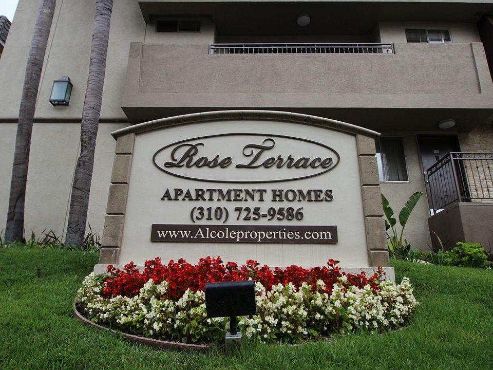 2nd image of 10801 Rose Ave #16
