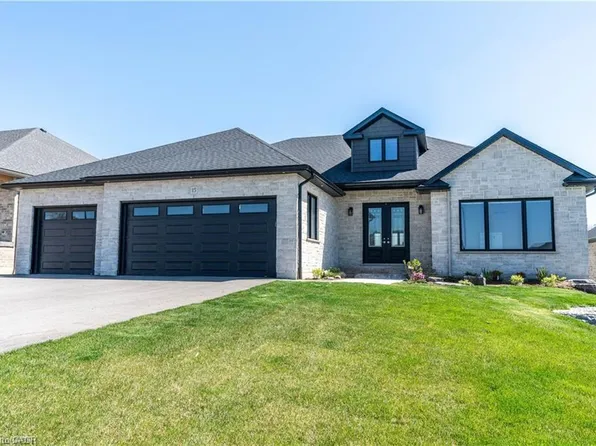 15 Hudson Dr, Brantford, ON N3T 0V6