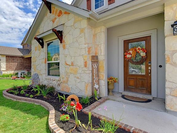 2nd image of 8017 Arezzo Dr
