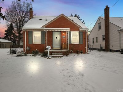 24714 Cherry St, Dearborn, MI, 48124