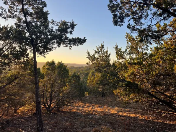 Lost Oak Trl, Johnson City, TX 78636