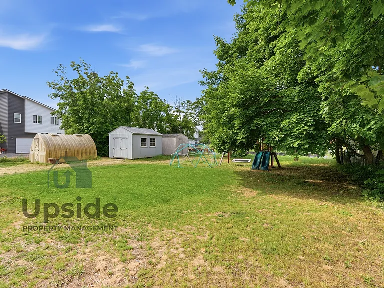 8719 E Valleyway Ave — Photo 35