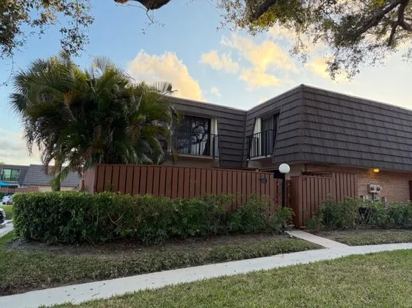 1802 18th Court, Jupiter, FL 33477