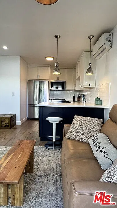 Studio, 1.0 bath, $2,900 — Photo 3