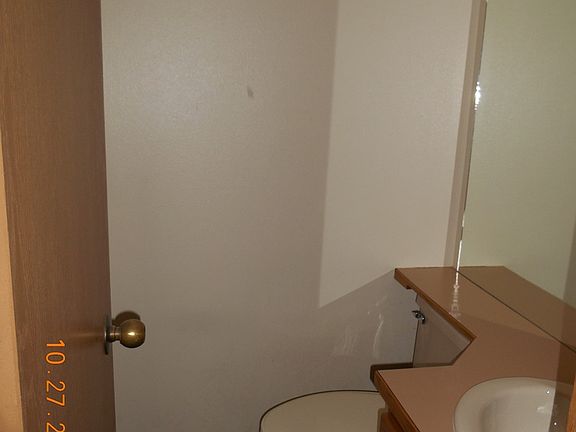 2nd image of 1400 Seattle Ave #1421