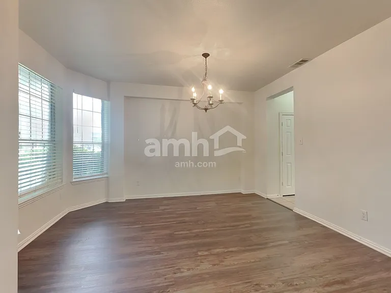 4412 Mallow Oak Dr — Photo 6
