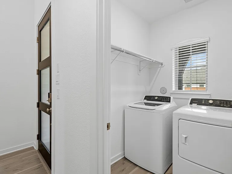 7602 Zinnia Blossom Ln — Photo 34