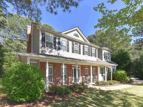 3rd image of 45 Stratford Way