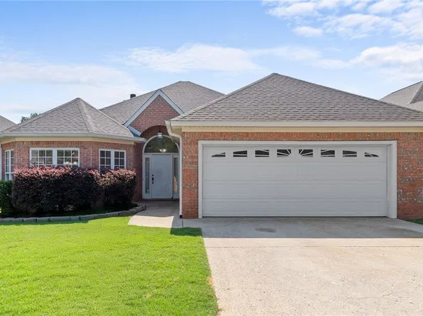 9289 Penrose Ln, Tuscaloosa, AL 35405