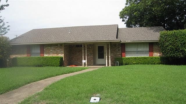 1st image of 1303 Holt Ave