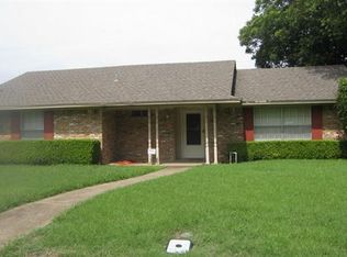 1303 Holt Ave, Desoto, TX 75115
