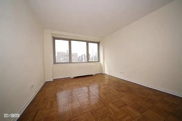 Rented by Citi Habitats | media 13