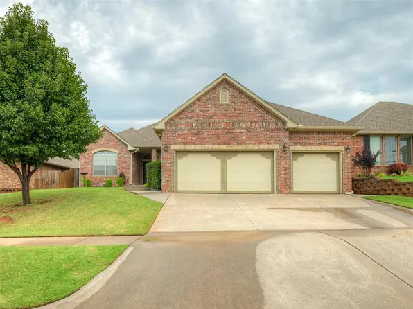 12829 NW 5th St, Yukon, OK 73099