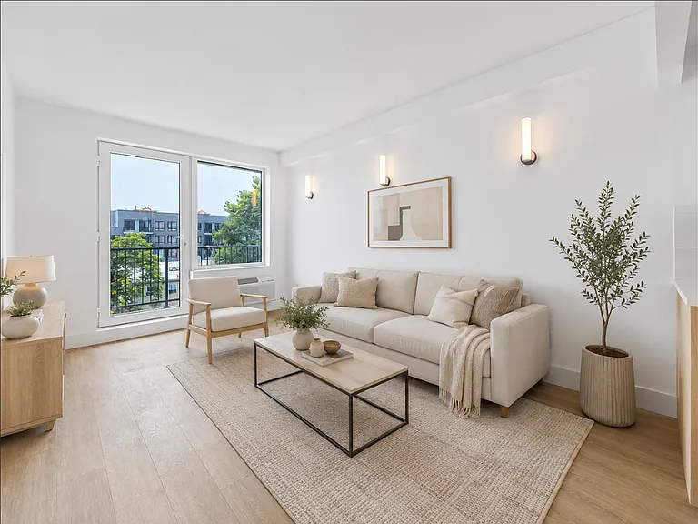 798 Lexington Ave #5AA — Photo 3