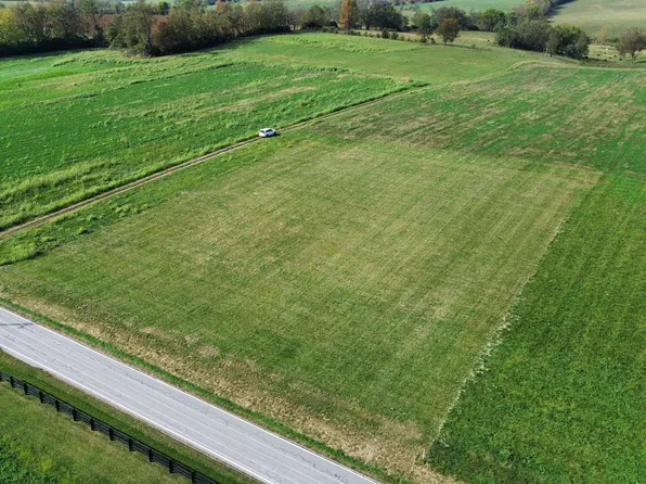 1094A Walnut Grove Rd, Carlisle, KY 40311